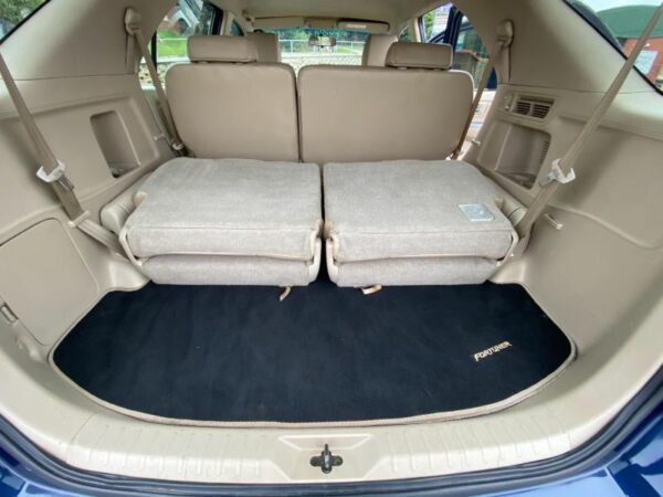 2006 Toyota Fortuner V6 4.0 4X4 - Image 7