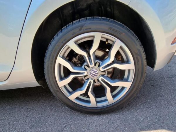 2019 Volkswagen Golf 1.0 TSI Trendline - Image 6