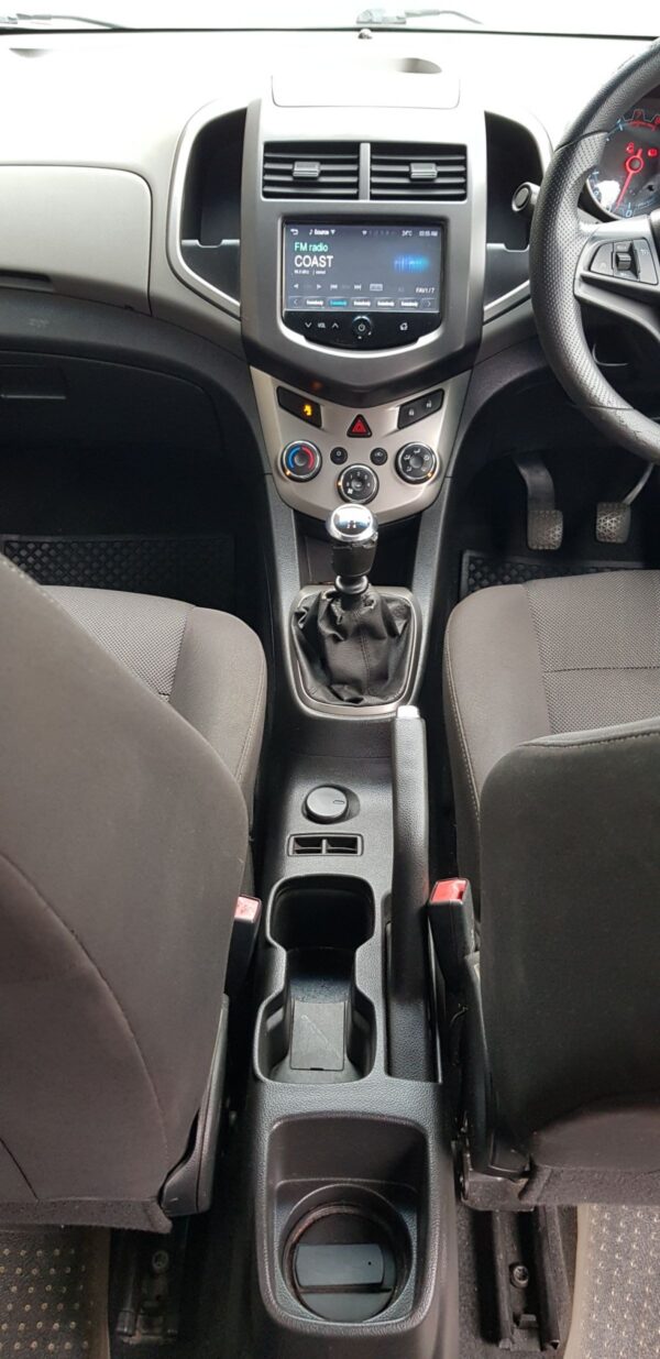 2015 Chevrolet Sonic - Image 8