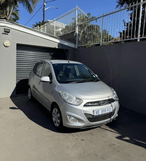 2016 Hyundai i10 1.1 GLS - Image 5